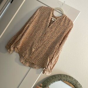 Treasure and bond long floral sleeve blouse